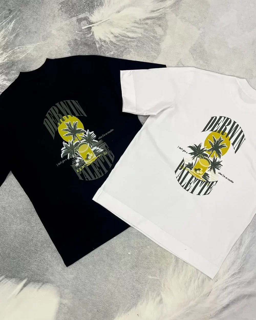 Graphic Tee Palm-Colada