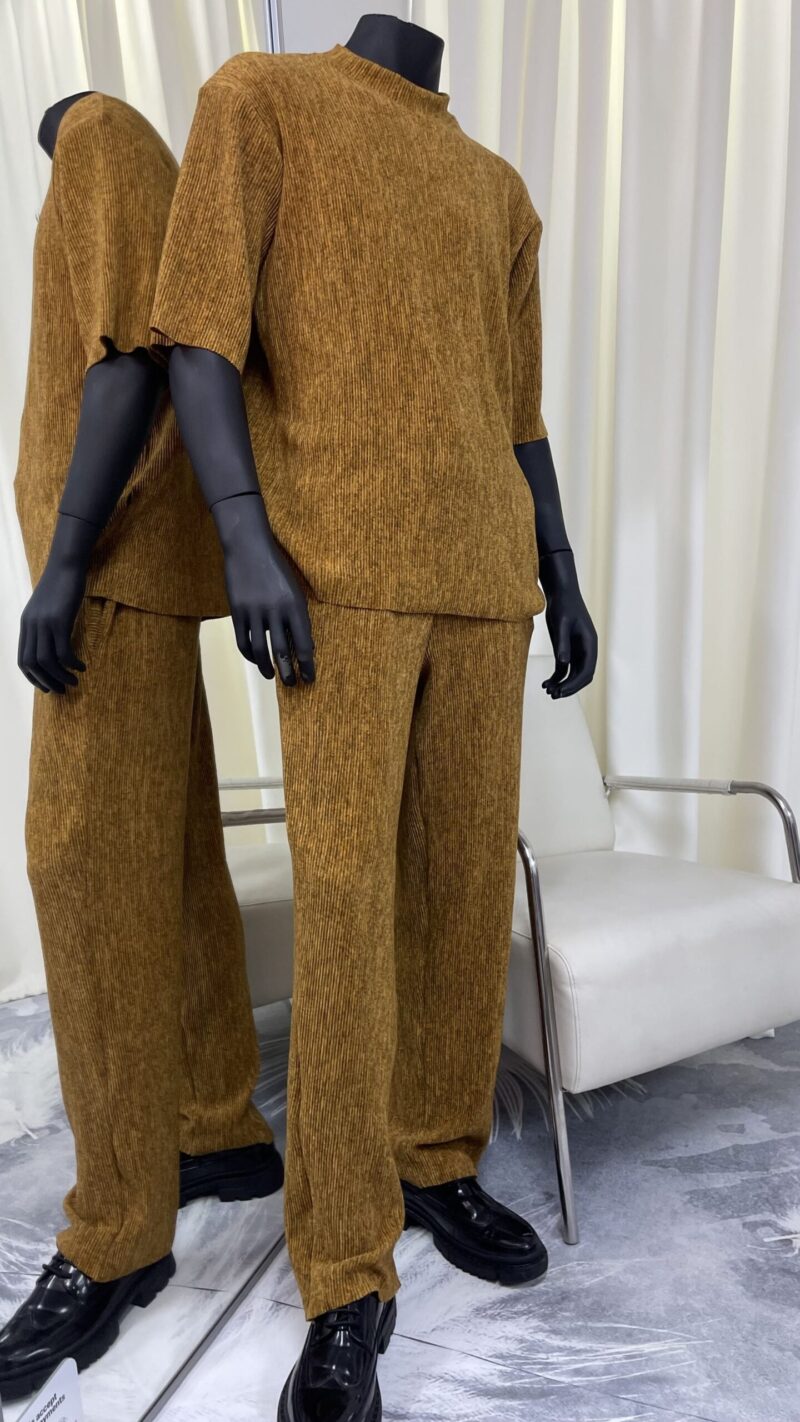 Gold Mustard Finesse Fit