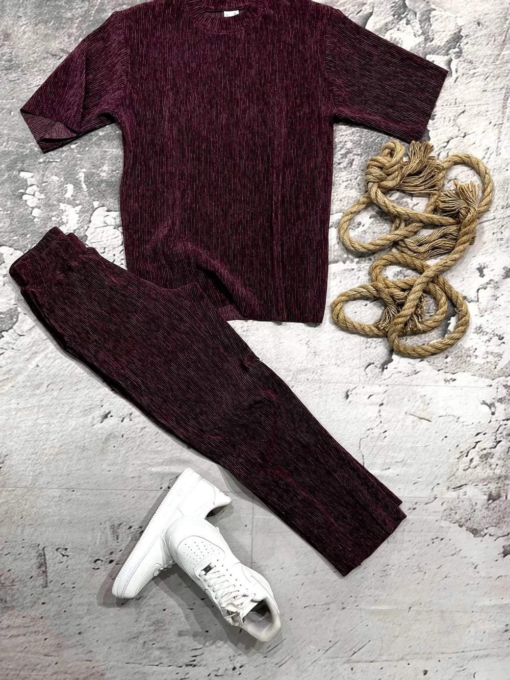 The Finesse Fit - Maroon